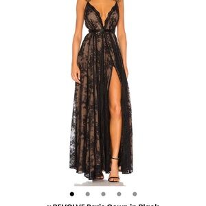 Michael Costello Black Maxi Dress with Elegant Design and Flattering Fit